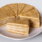 Торт Медовик 12 порций 1,7 кг/кор Питер Фрост